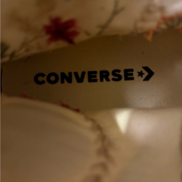 New Converse White Floral Embroidered High-Tops With Platforms Women's 11 - Picture 8 of 9